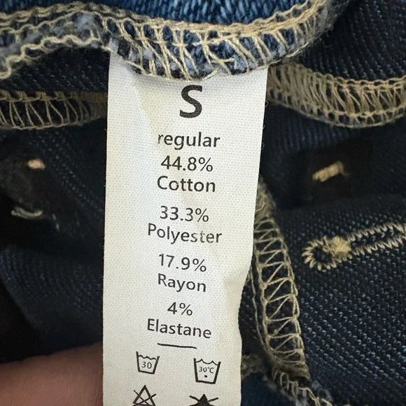 HALARA High Rise Blue Jeans with Button Detail - Picture 3 of 8